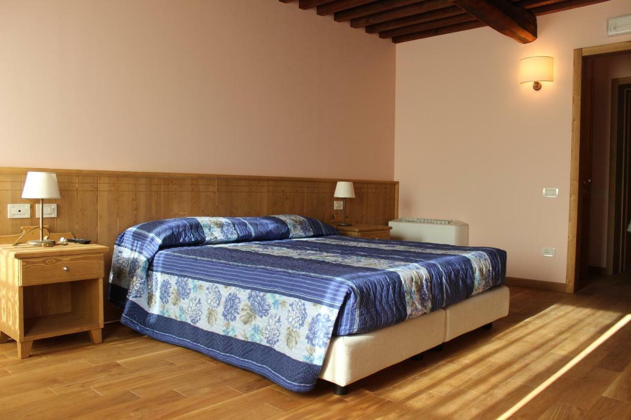 Agriturismo Le Giarine Fogliano Redipuglia ภายนอก รูปภาพ